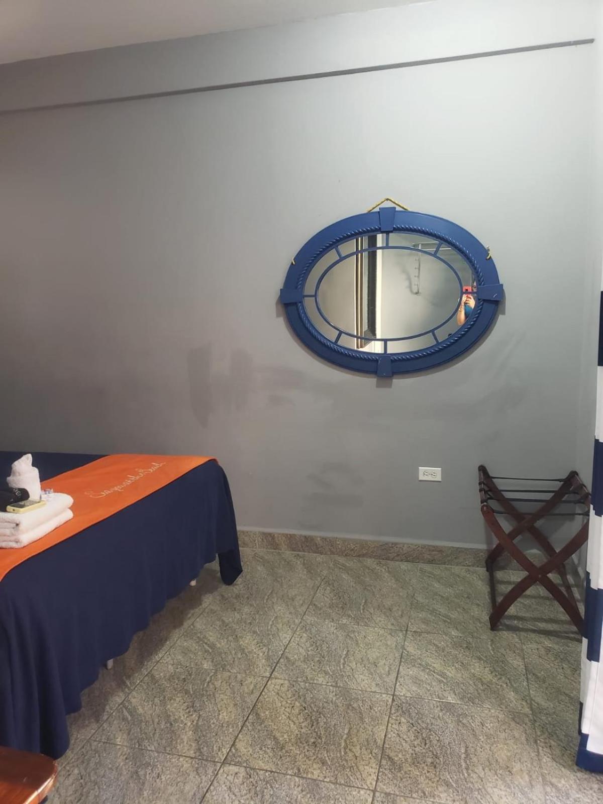 Beach Club Budget Rooms At Popeyes Caye Caulker Dış mekan fotoğraf