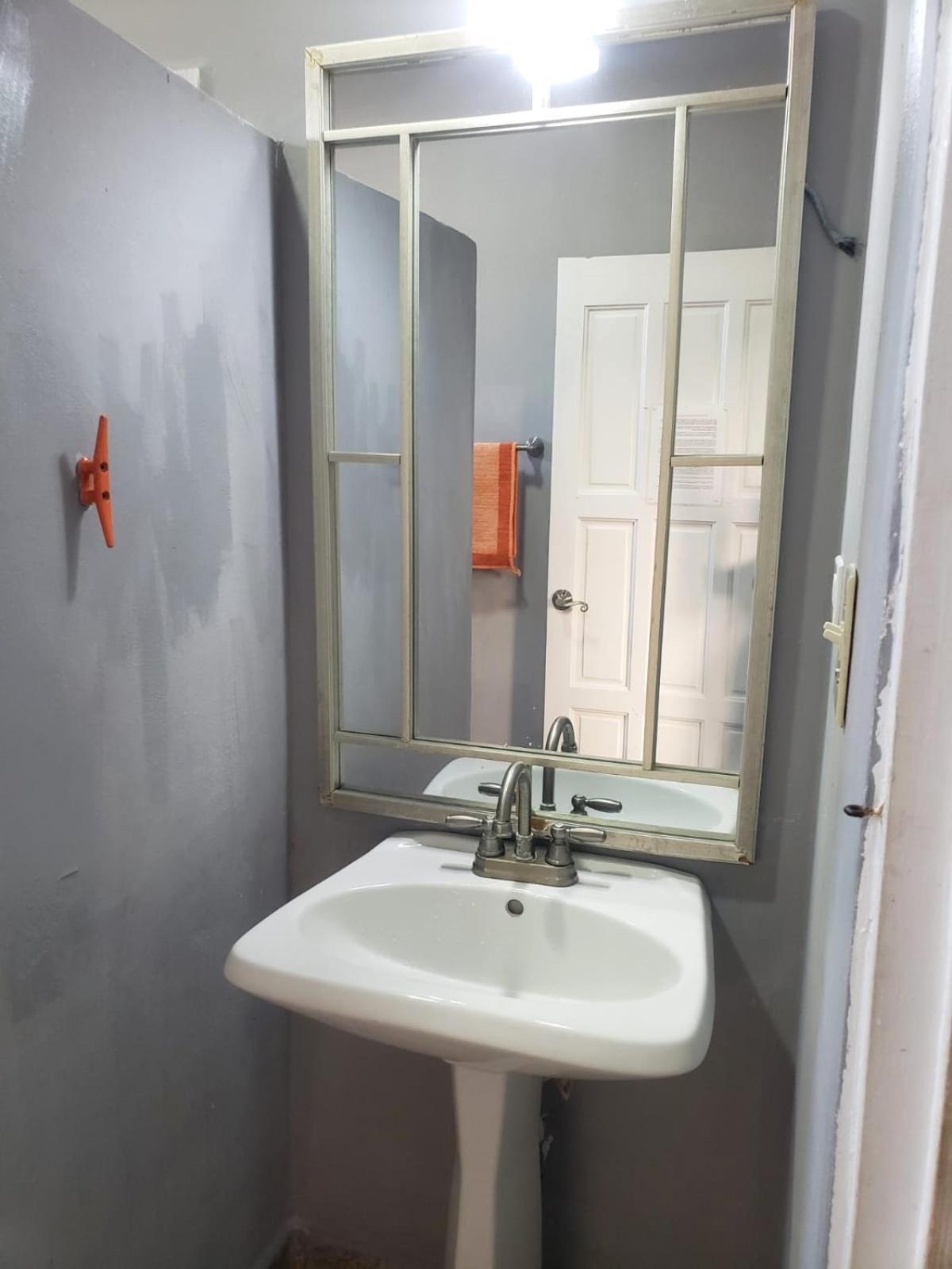 Beach Club Budget Rooms At Popeyes Caye Caulker Dış mekan fotoğraf
